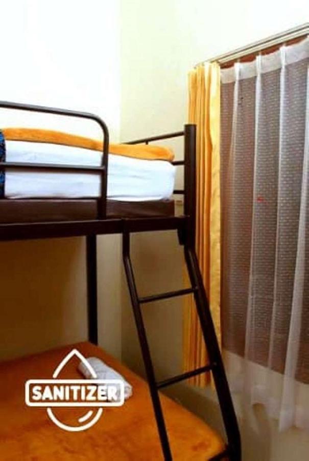 Unique Guesthouse Bandung Extérieur photo