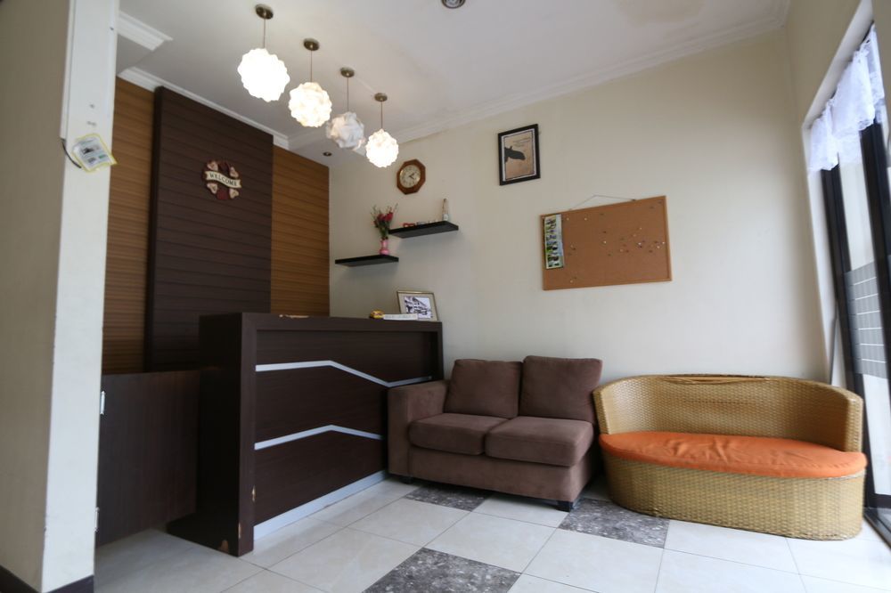 Unique Guesthouse Bandung Extérieur photo