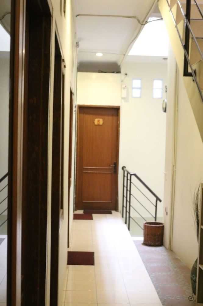 Unique Guesthouse Bandung Extérieur photo