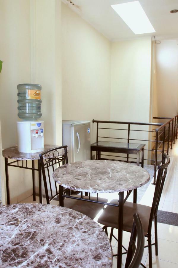 Unique Guesthouse Bandung Extérieur photo